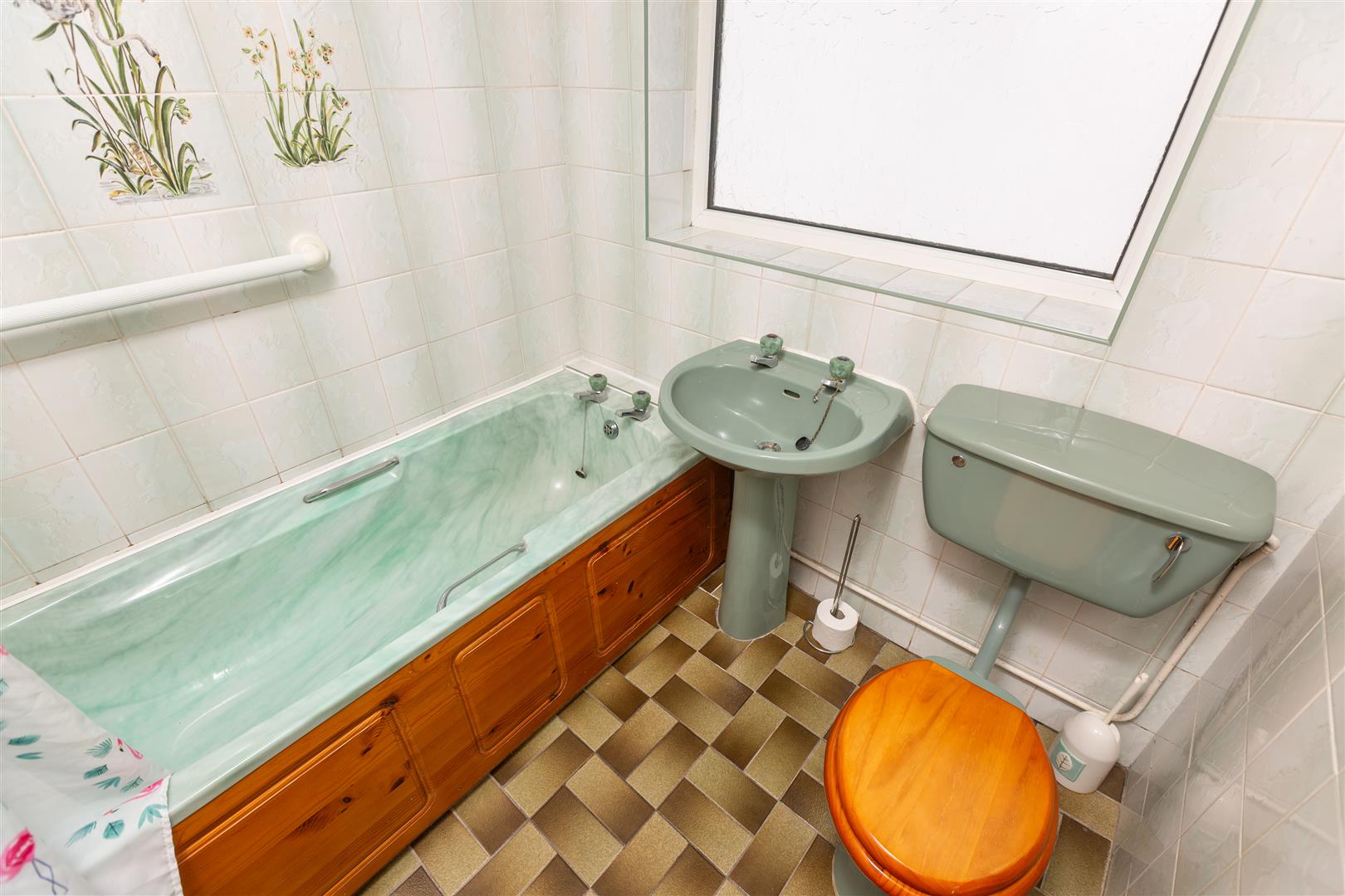 Camellia Drive, Morriston, Swansea, SA6 6ED